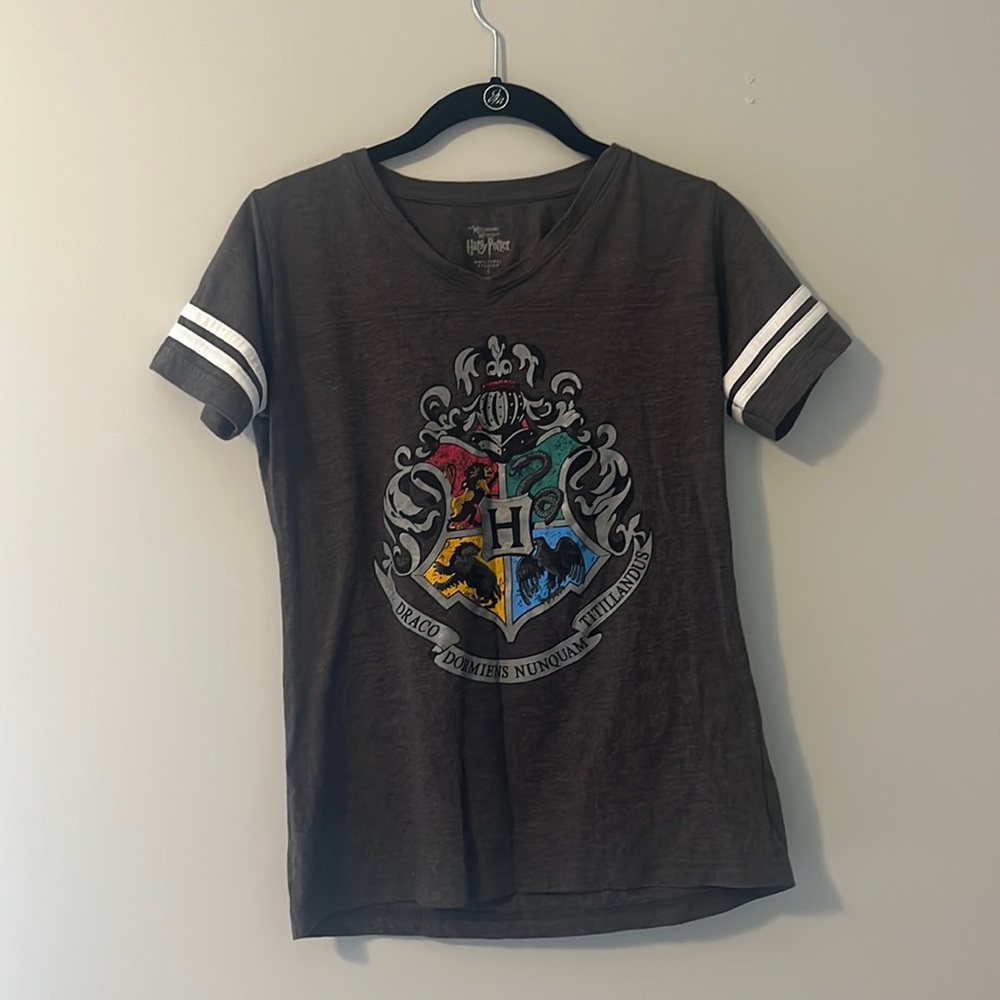 Harry Potter Universal Studios Graphic V-neck Top Women’s
